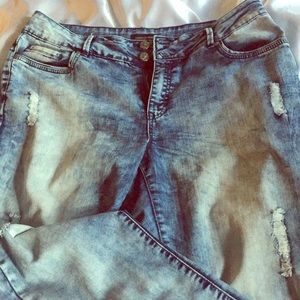 Ashley Stewart destroyed Jeans size 16 stunning!!!